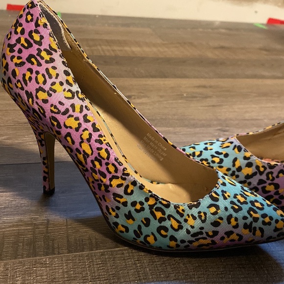 Leopard print heels - Picture 2 of 5